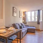 Jonquille 2c - Peaks Getaway Chamonix